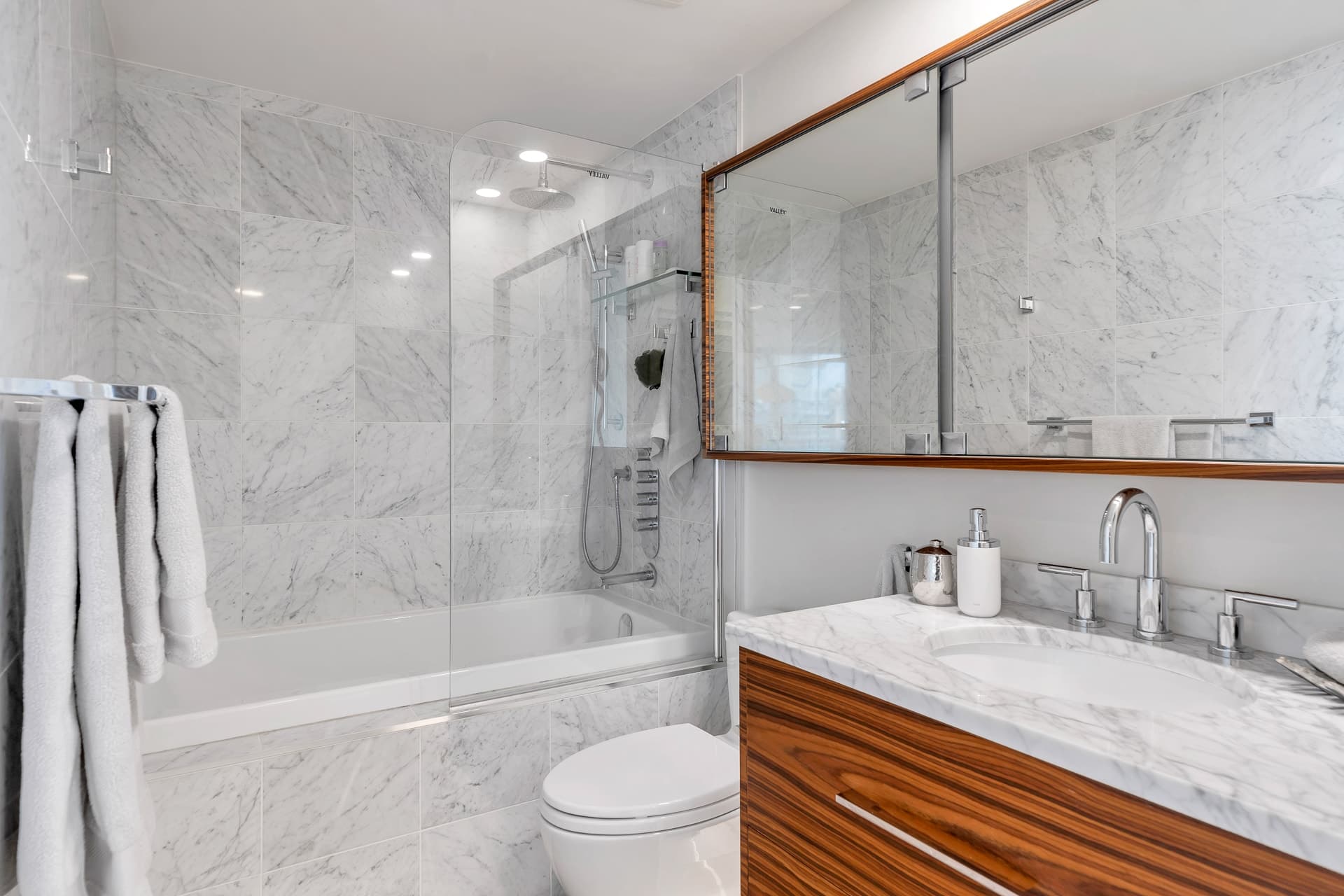Bright Ensuite Renovation