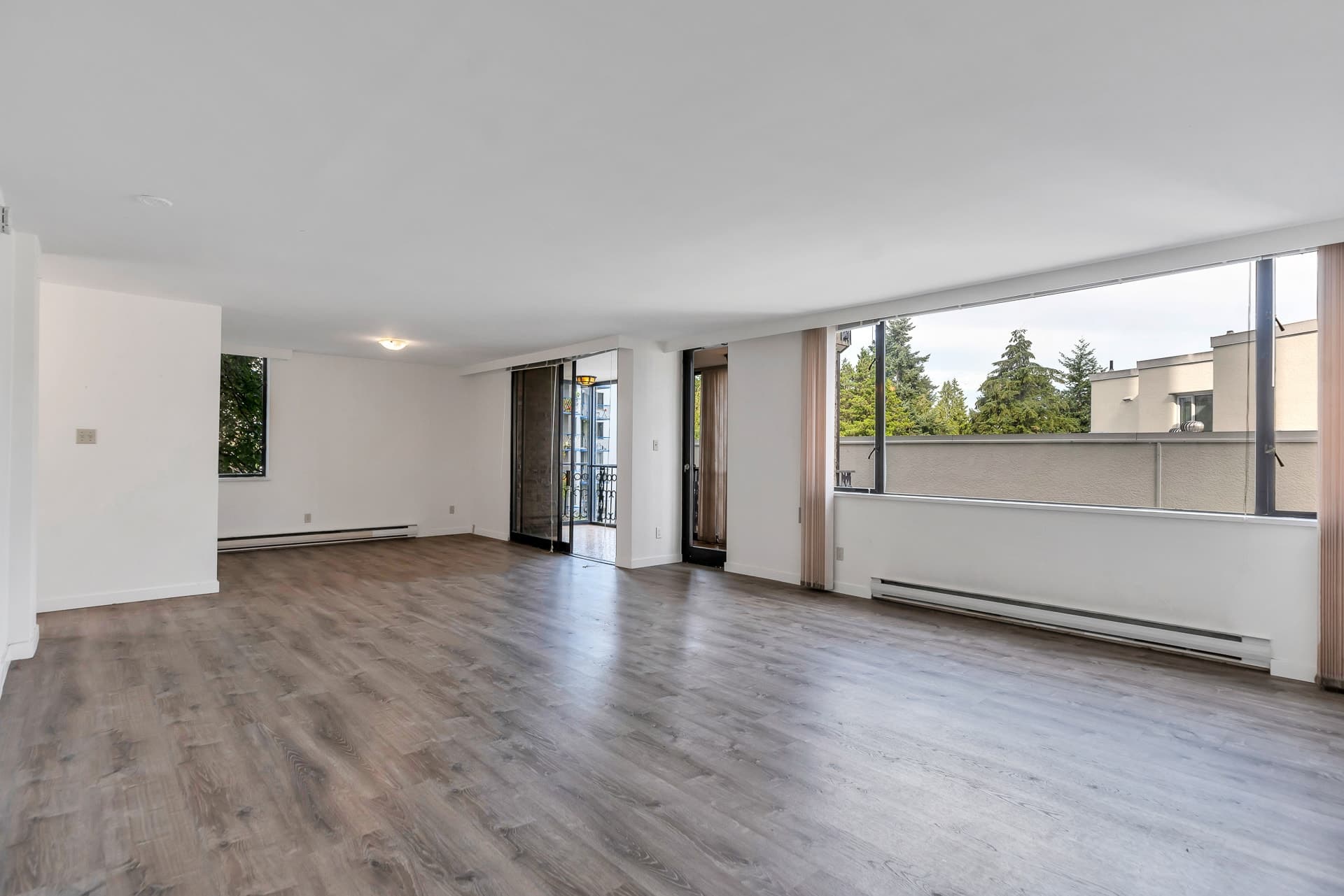 Virtual Staging — Before